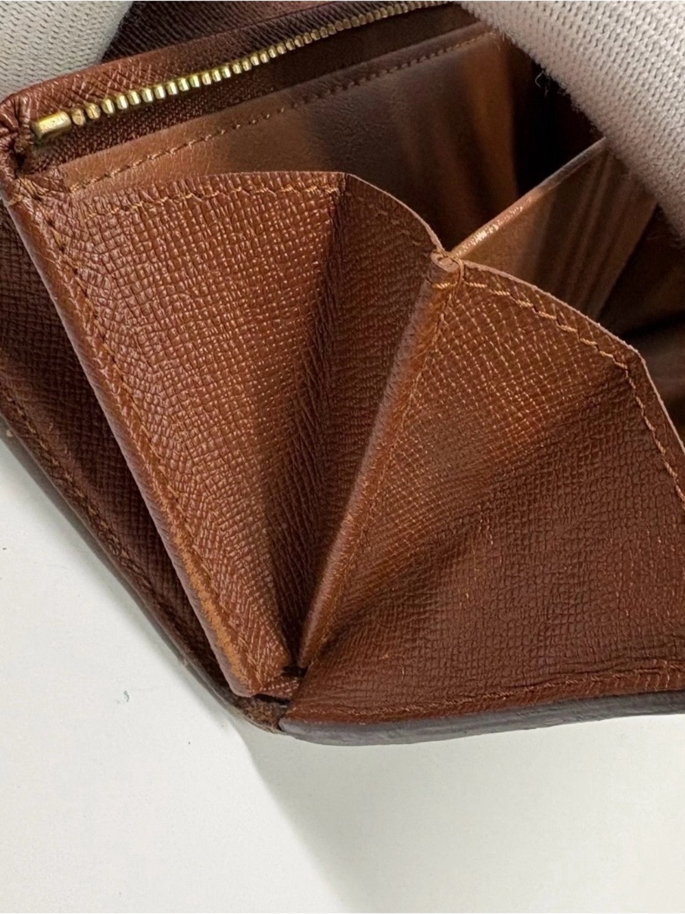 Louis Vuitton Monogram Canvas Brown & Gold Snap Wallet - Picture 4 of 9